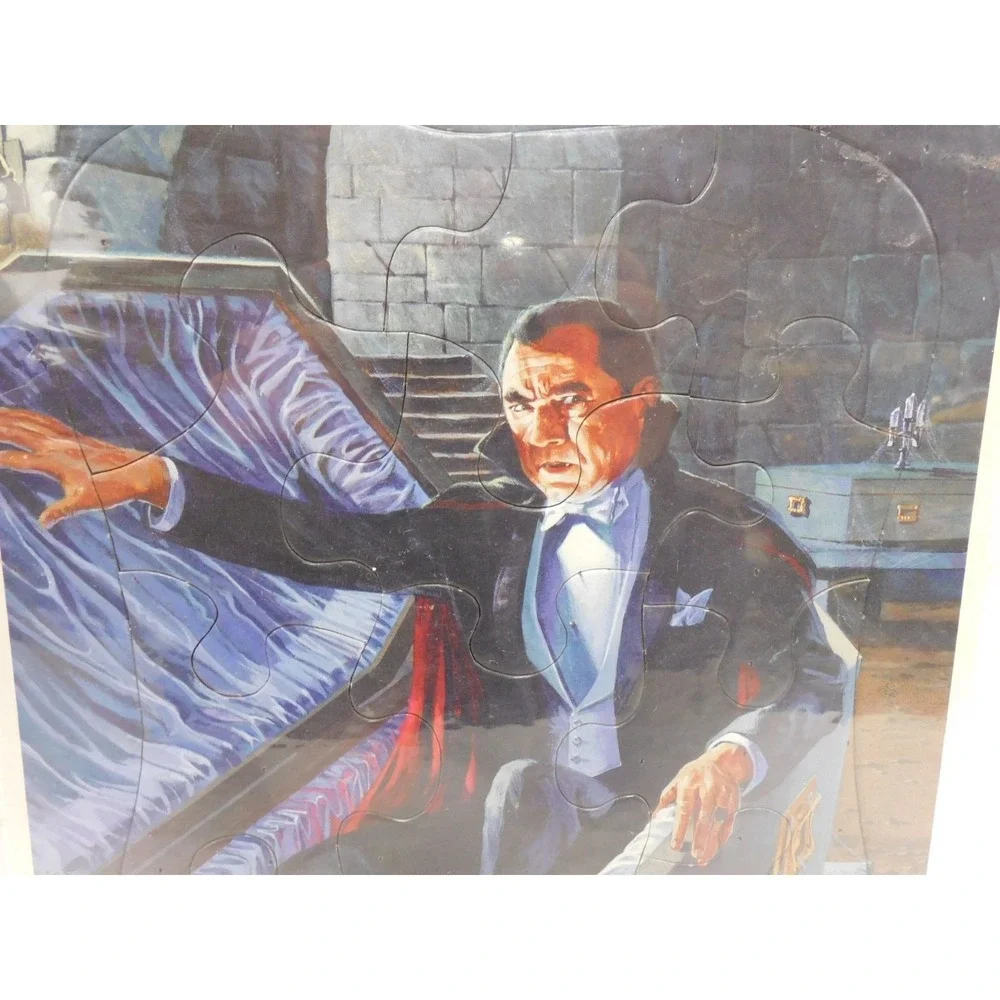 Dracula Frame-Tray Puzzle By Golden Ages 3-7 Universal Licensed MM63